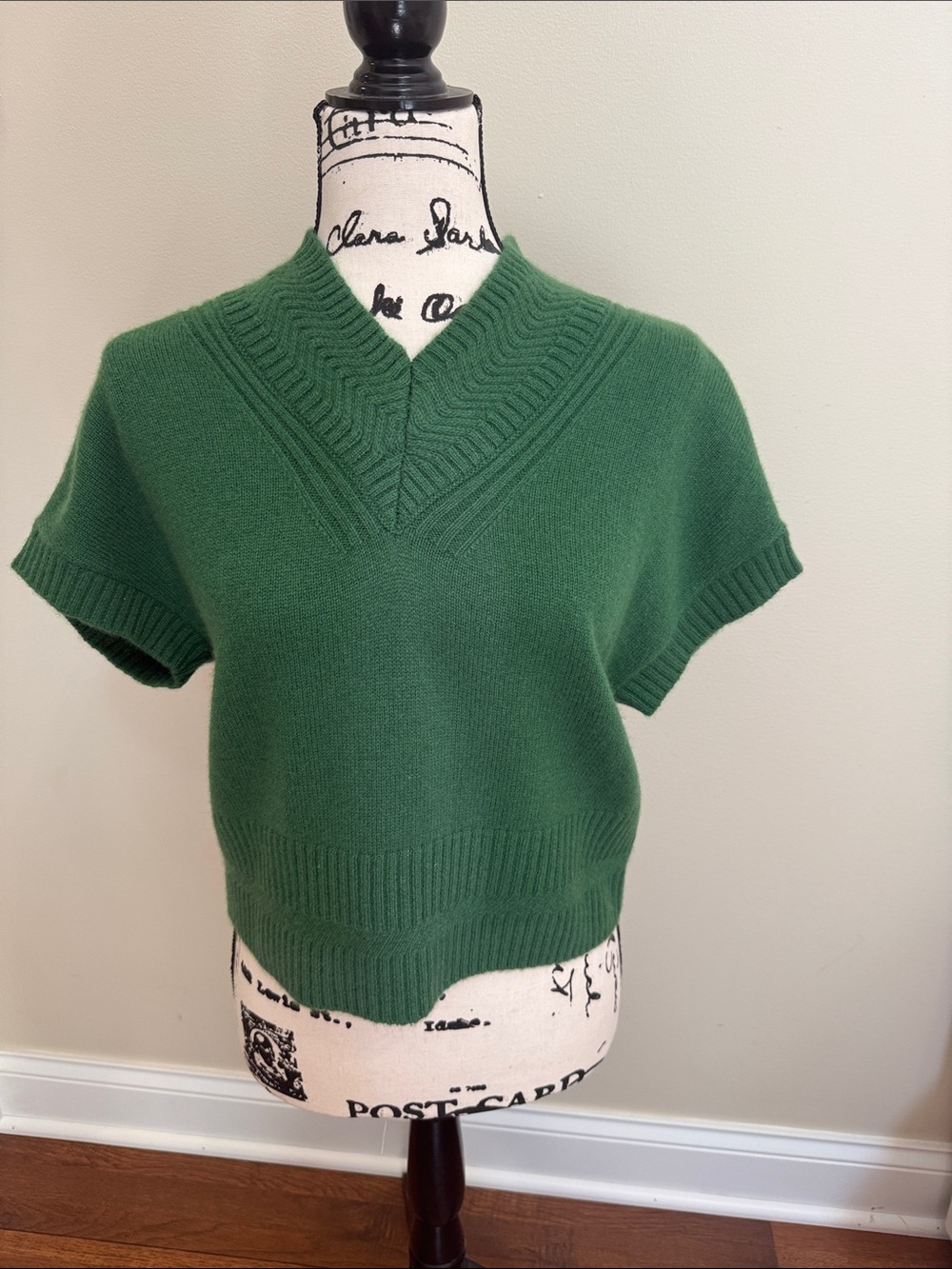 Green V-Neck Short-Sleeve Women's Sweater